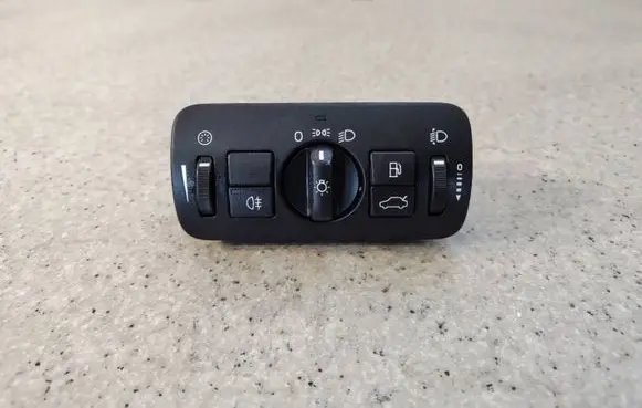 Volvo V60 Light switch 30739433