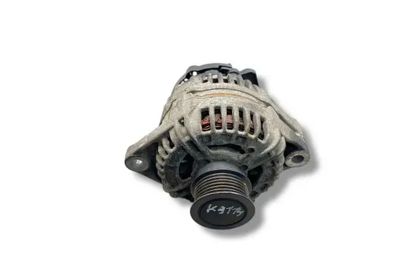 Opel Zafira B Generator/alternator 0124425004 0124425096 13308507