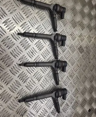 Opel Astra H Fuel injectors set 0445110175