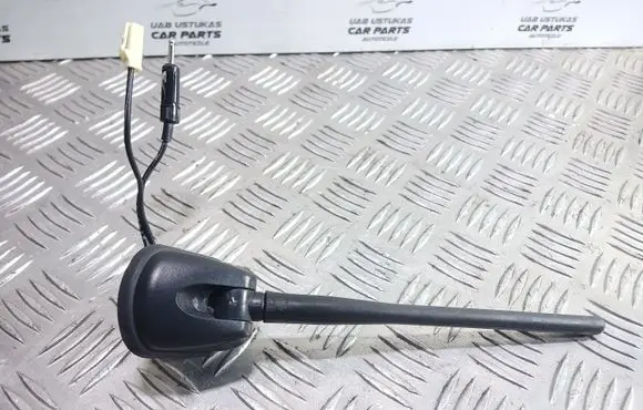 Mitsubishi Lancer VIII Radio antenna B040215