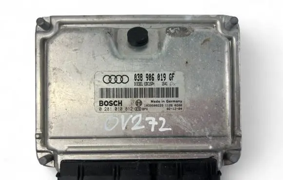 Audi A6 S6 C5 4B Engine control unit/module 038906019GF 0281010812