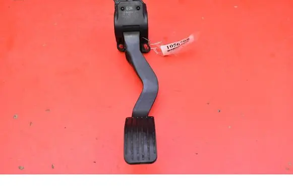 Peugeot 307 Accelerator throttle pedal 9680565880