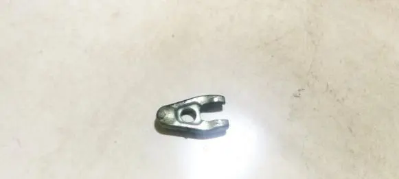 Mitsubishi Space Star Fuel Injector clamp holder