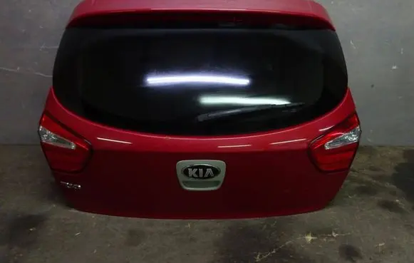 KIA Rio Tailgate/trunk/boot lid