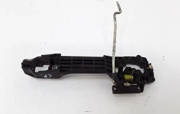 Toyota Avensis T250 Front door exterior handle/bracket 