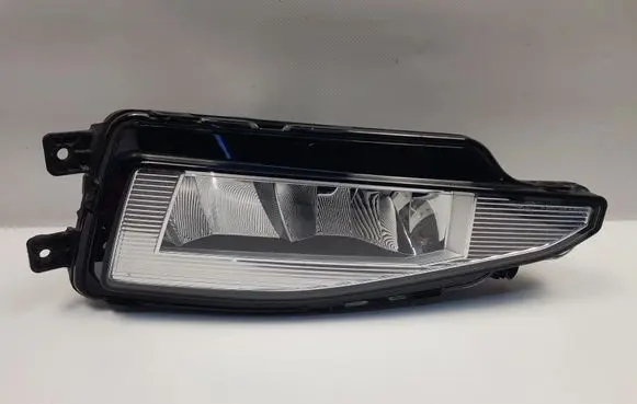 Volkswagen PASSAT B8 Front fog light 3G0941700