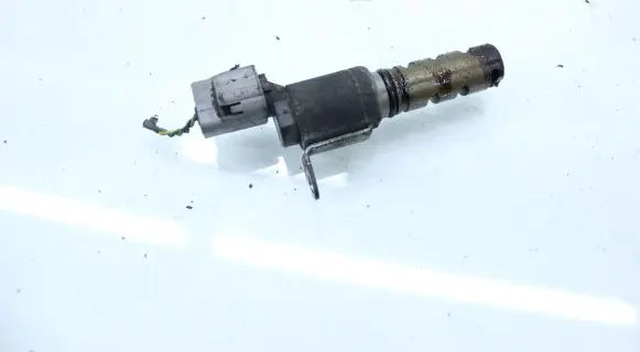 Toyota Prius (XW30) Camshaft speed sensor 337010