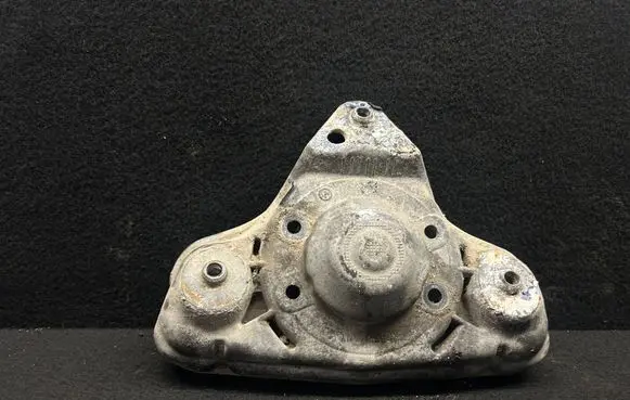 Coil spring mount