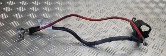 Audi A3 S3 8P Positive cable (battery) 