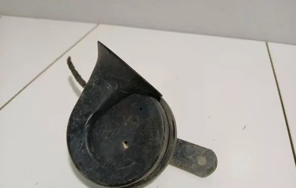 Audi A2 Horn signal 8Z0951221B