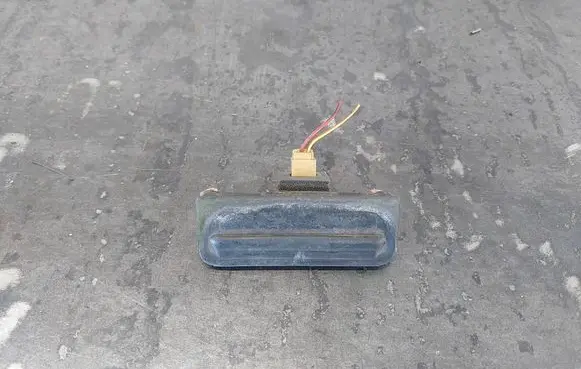Audi A4 S4 B5 8D Tailgate/trunk/boot exterior handle 8D0827565