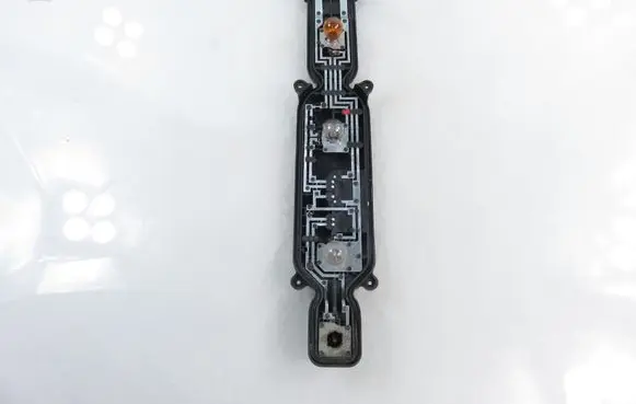 Iveco Daily 35.8 - 9 Tail light bulb cover holder 