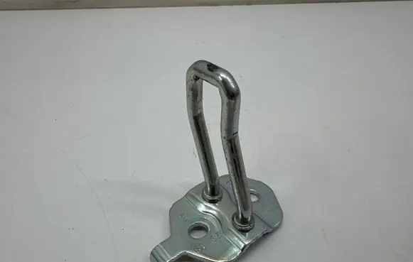 BMW 3 G20 G21 Rear door lock loop/hook striker 7498893
