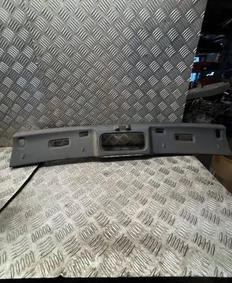 Audi A4 S4 B6 8E 8H Headlining lighting console trim 8F0867360