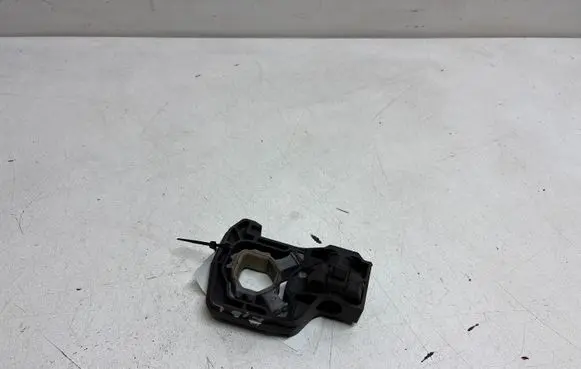BMW 5 F10 F11 Radiator mount bracket 7575243