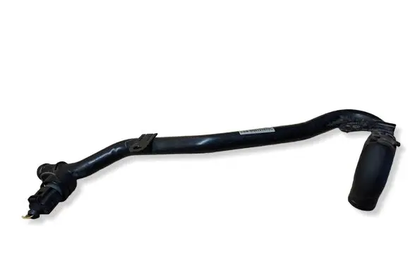 Volkswagen PASSAT B6 Engine coolant pipe/hose 5N0121070L