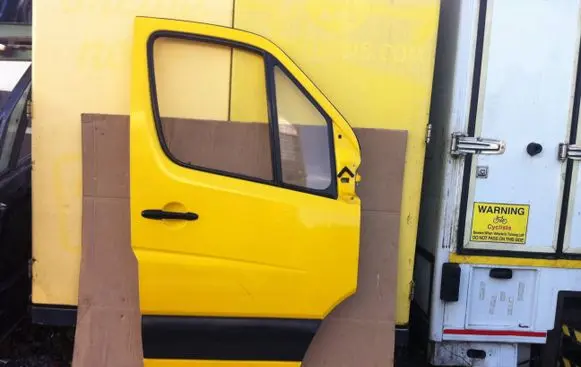 Volkswagen Crafter Front door