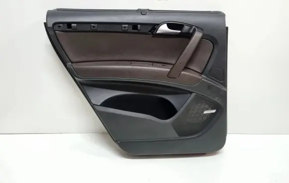 Audi Q7 4L Rear door card panel trim 4L0863981 P0110582