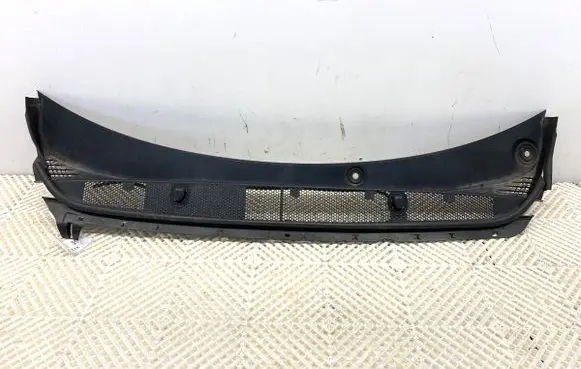 Peugeot 308 SW Wiper trim 98008282XT