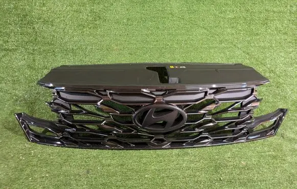 Hyundai Tucson IV NX4 Front grill 