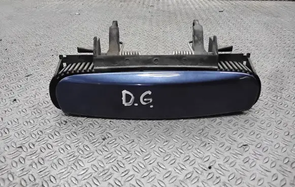 Audi A4 S4 B7 8E 8H Rear door exterior handle 4B0839885