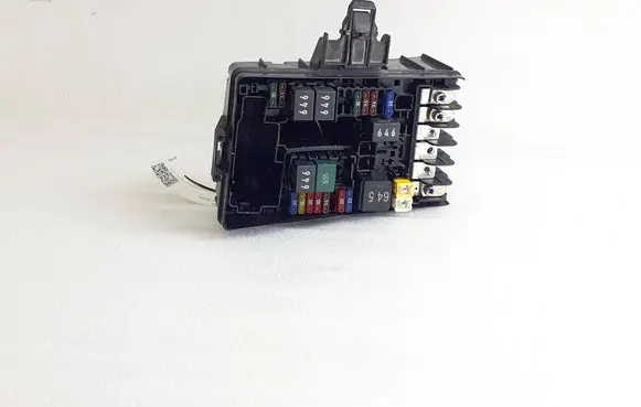 Audi Q2 - Fuse box set 5Q0937125G 8X0951253A 5Q0907361G