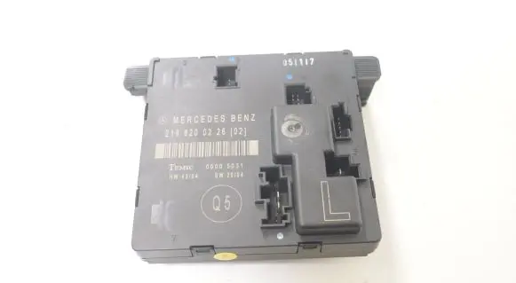 Mercedes-Benz CLS C219 Door control unit/module A2198200226