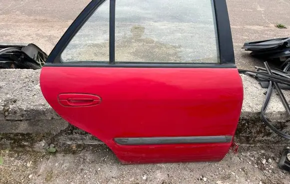 Mazda 626 Rear door