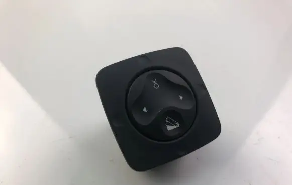 Other switches/knobs/shifts