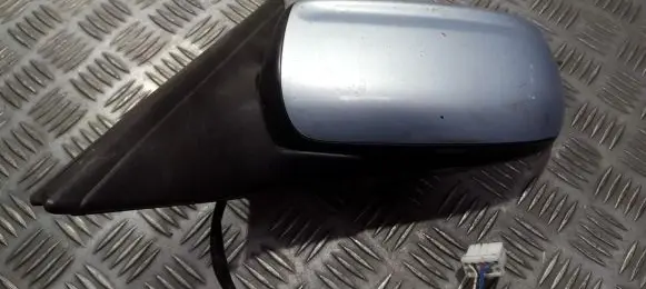 Mazda 626 Front door electric wing mirror E13010142