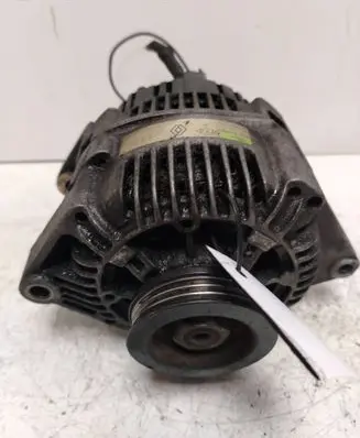 Renault Megane I Generator/alternator 7700424584 2541985A