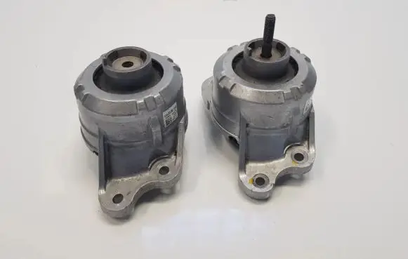 Mercedes-Benz C W205 Engine mount vacuum valve 