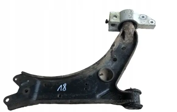 Volkswagen Golf V Front control arm