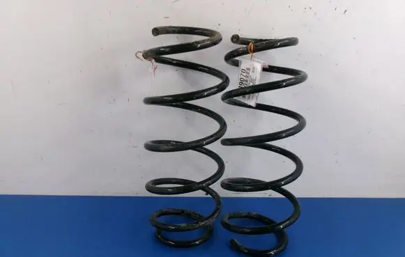 Skoda Fabia Mk2 (5J) Front coil spring
