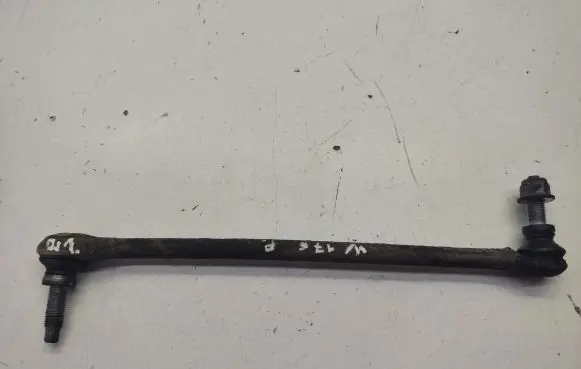 Mercedes-Benz A W176 Front anti-roll bar/stabilizer link A2463200689