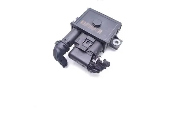 BMW 3 E90 E91 Glow plug pre-heat relay 7798000 0522120102 779800006