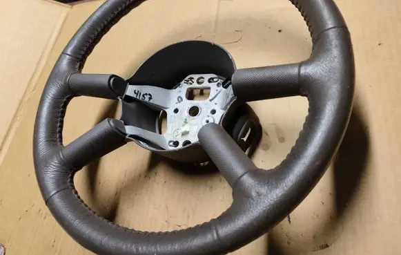 Chrysler PT Cruiser Steering wheel