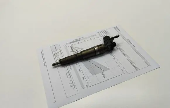 Fuel injector