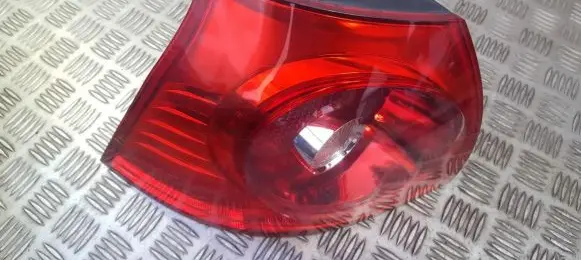 Volkswagen Golf V Rear/tail lights