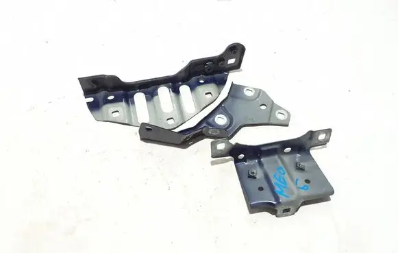 Renault Megane E-Tech Fender mounting bracket 641351821R