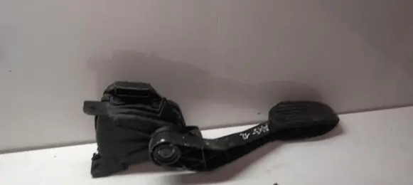 Volvo S60 Accelerator throttle pedal 30636006 A43-12