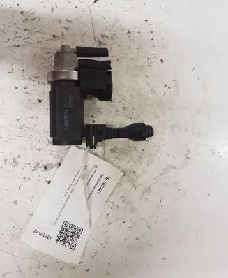 KIA Carnival Vacuum valve 70027200