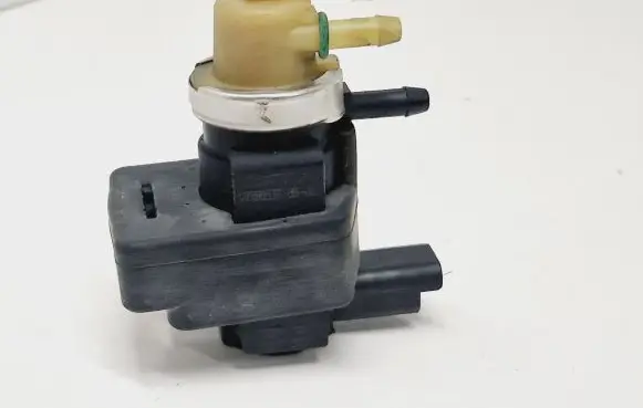 Peugeot 308 Turbo solenoid valve V7595372 70177711