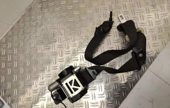 Ford Mondeo MK V Front seatbelt DS73F61294Bj35b8 1022924N97