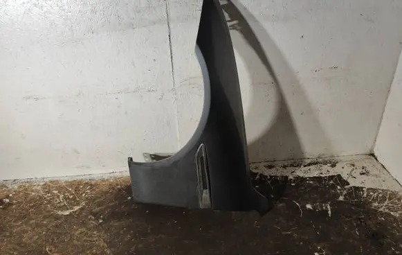 Jaguar XE Fender 