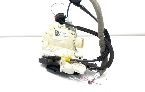 Audi A8 S8 D4 4H Rear door lock 4H0839016D