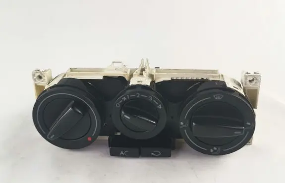 Volkswagen Golf IV Climate control unit 1J0820045F