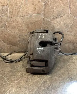 BMW 5 GT F07 Front brake caliper