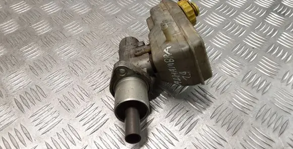 Seat Alhambra (Mk1) Master brake cylinder 7M1611303