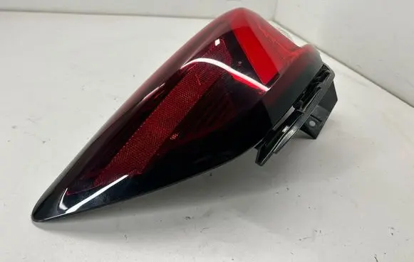 Ford Escape IV Rear/tail lights PJ6B13405A